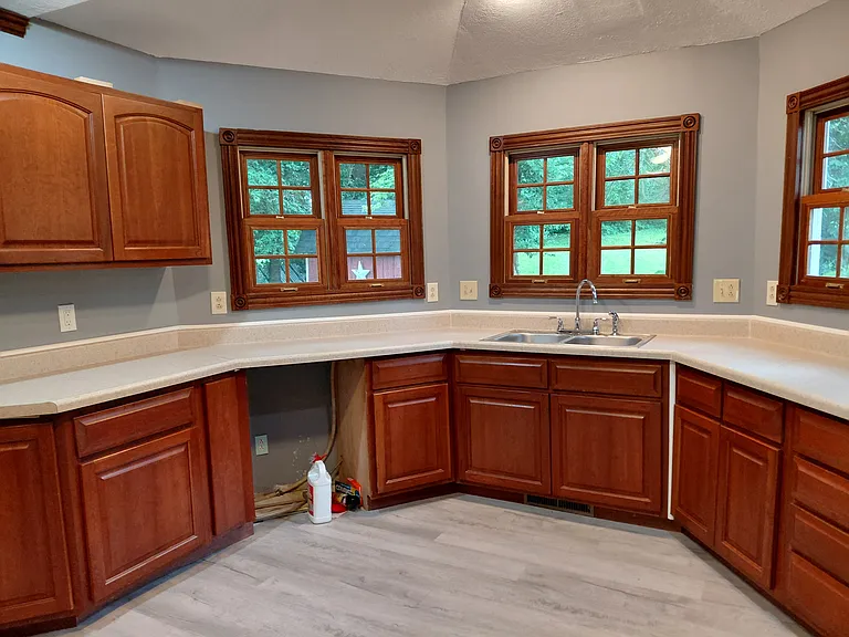 619 Arthur Ct — Photo 42