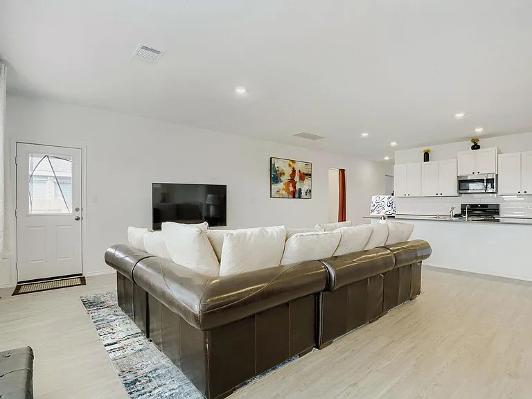 1337 Aquilla Dr — Photo 25