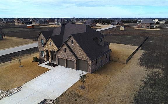 2nd image of 8010 Meadow Grove Dr