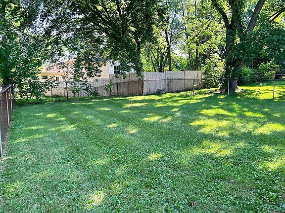 4th image of 1444 Hartwood Dr