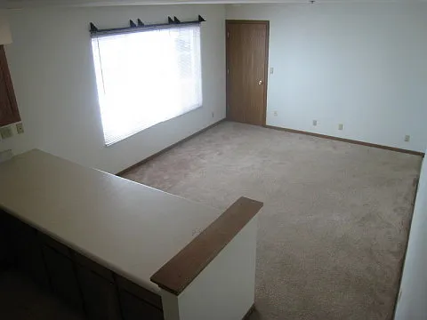 3377 N Oakland Ave — Photo 11