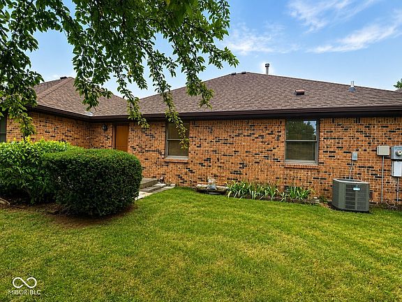 2nd image of 1118 Willow Springs Blvd