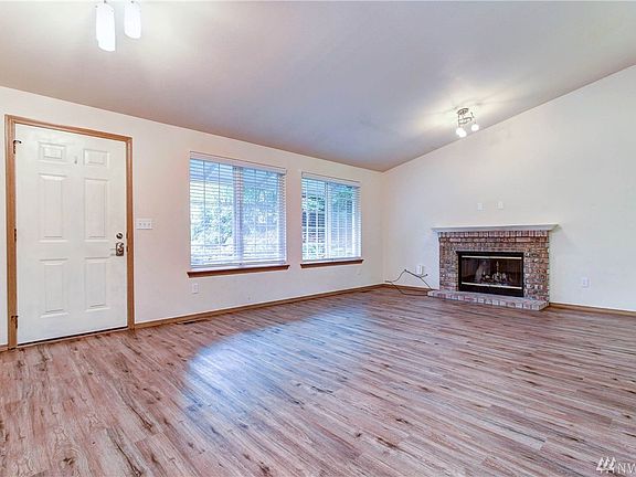 4th image of 1831 117th Dr SE