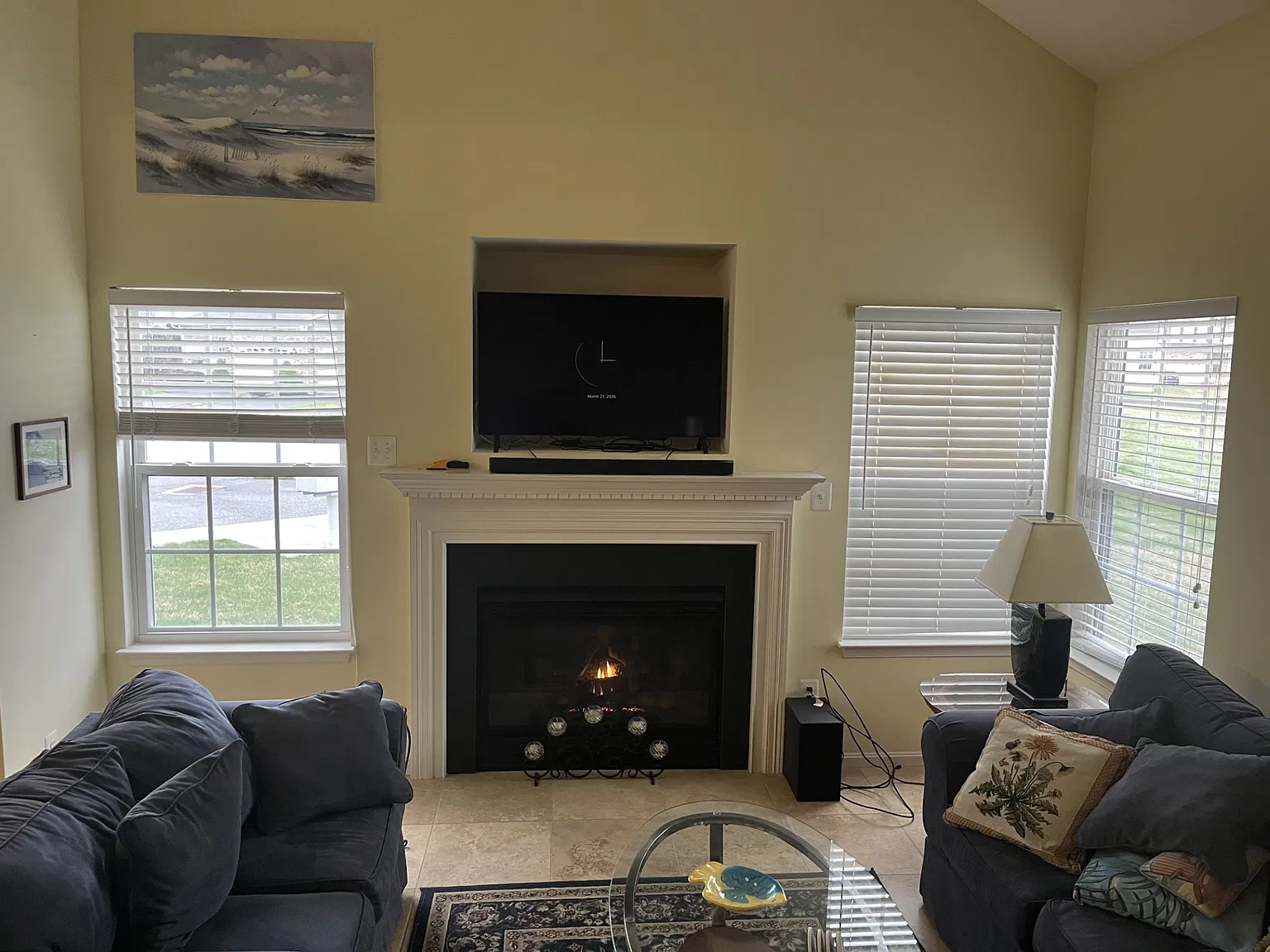 3 bed, 3.5 bath, 2728 sqft, $3,950 — Photo 2