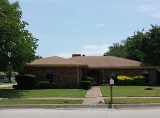 2008 Overbrook Dr, Arlington, TX 76014