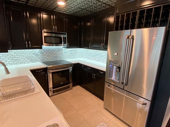 2nd image of 616 S Orange Ave #C003h-3h