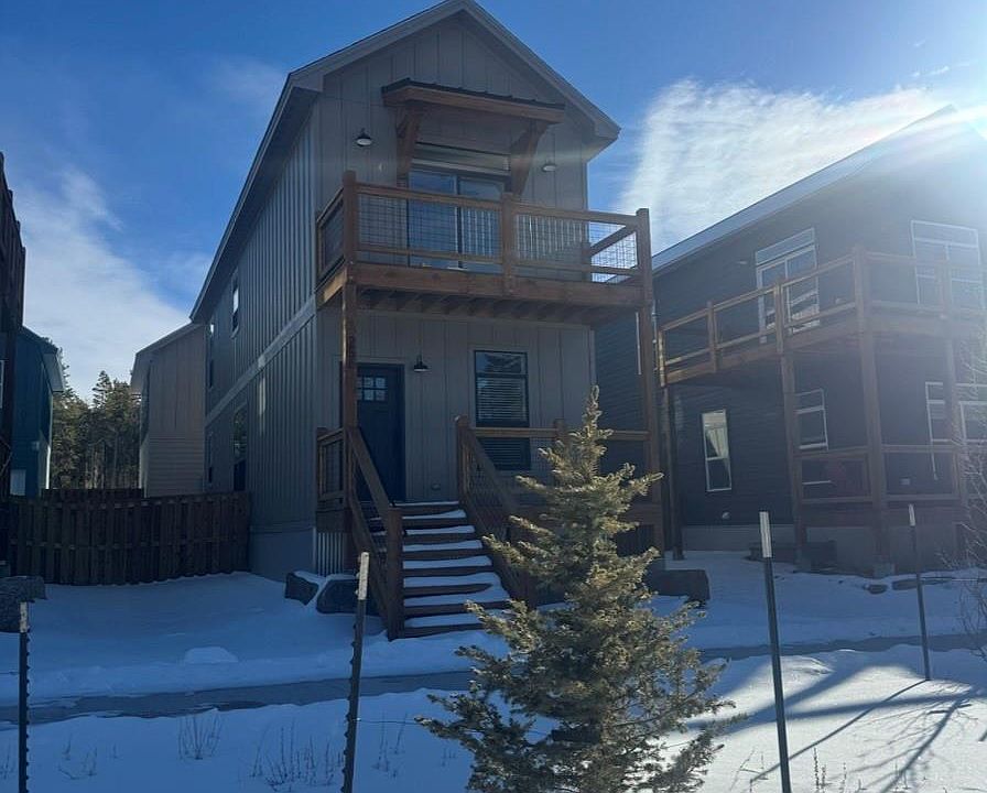 1st image of 256 Westwoods Drive