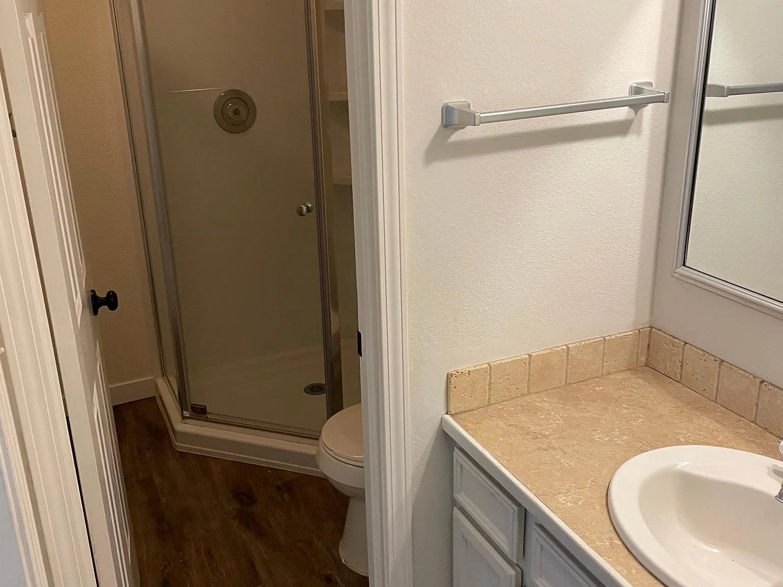 3 bed, 1689 sqft, $2,000 — Photo 2
