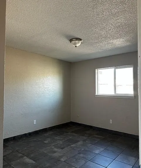 4510 Maxwell Ave #11 — Photo 4