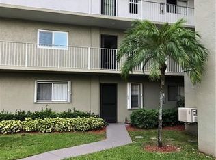 2236 N Cypress Bend Dr APT 106, Pompano Beach, FL 33069
