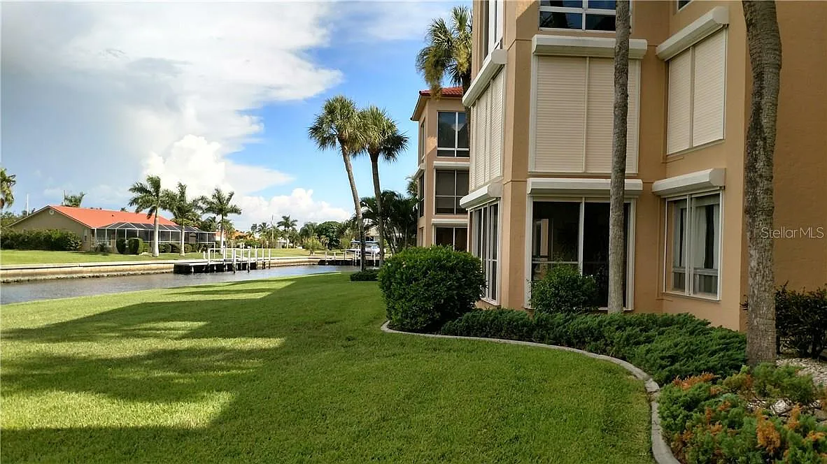 2 bed, 1564 sqft, $2,700 — Photo 2