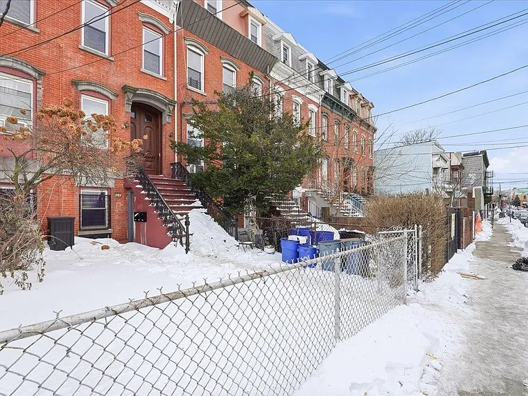 289 Forrest St #2 — Photo 14