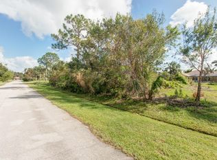 958 Gulfstream Ave, Sebastian, FL 32958