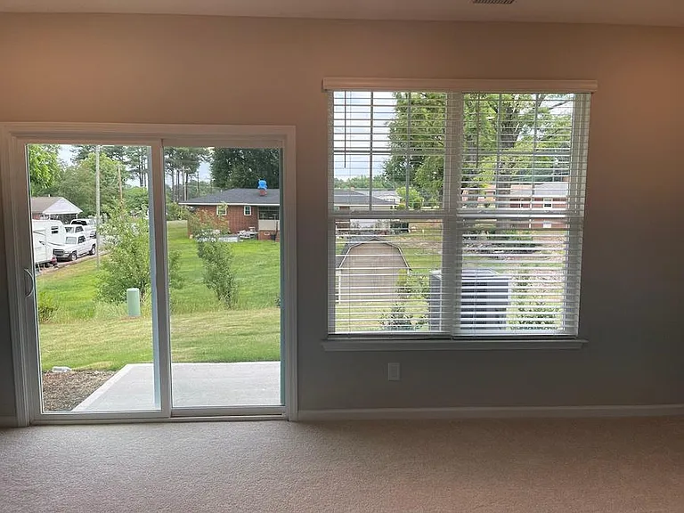2822 Saltaire Ave — Photo 42