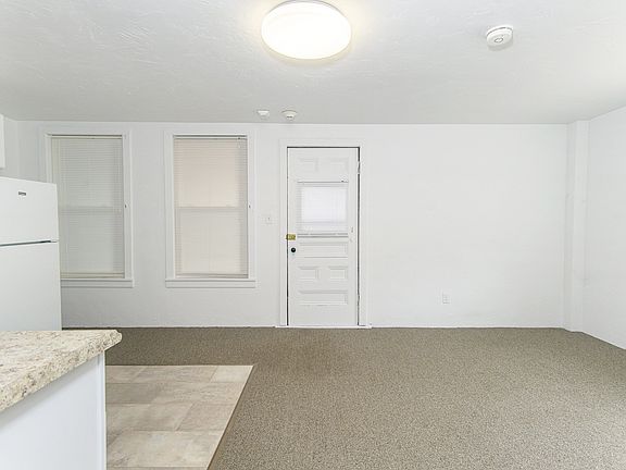 5th image of 79 School St APT 2