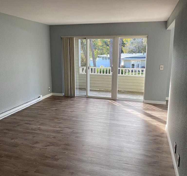 1st image of 12631 NE 9th Pl APT C204