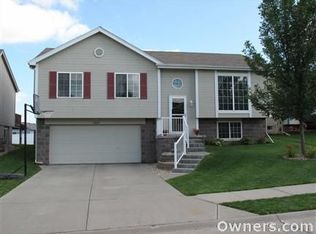 18669 Allan St, Omaha, NE 68135