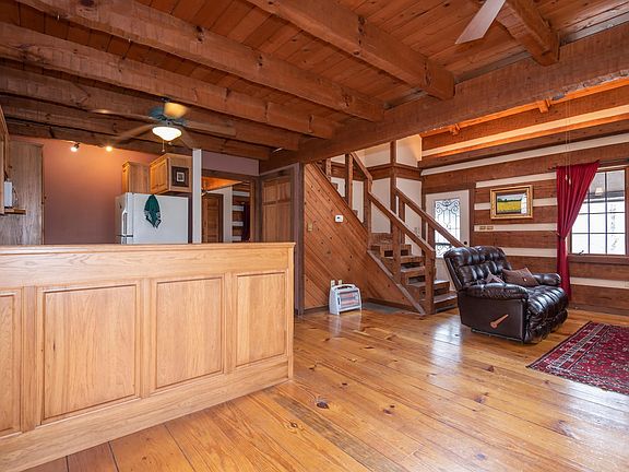 5th image of 3663 Cardinal Dr