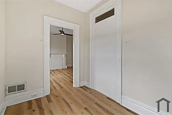 415 Mills Ave — Photo 16