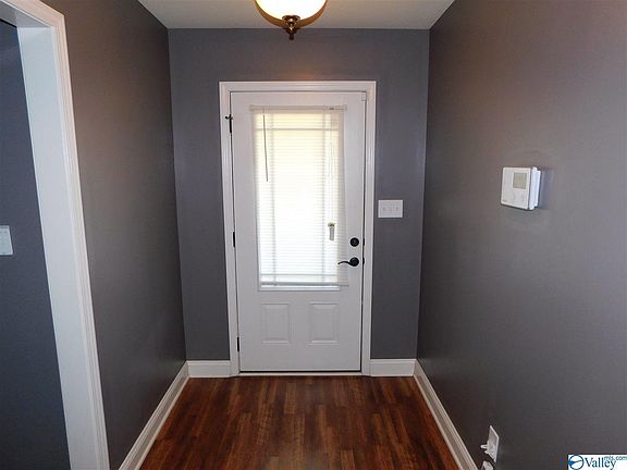 3rd image of 5001 Montauk Trl SE