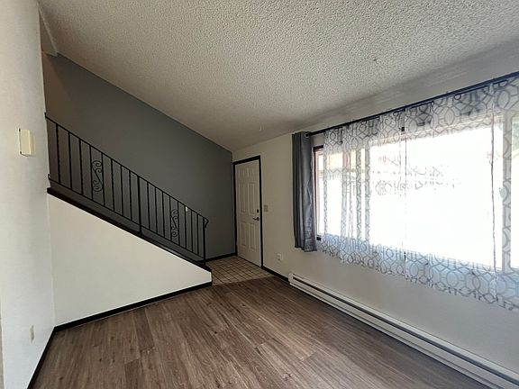5th image of 611 W Augusta Ave #C