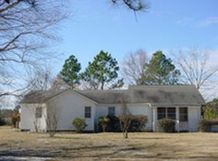 200 Teakwood Rd, Alma, GA 31510