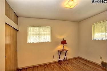 5th image of 15611 Fayette Blvd