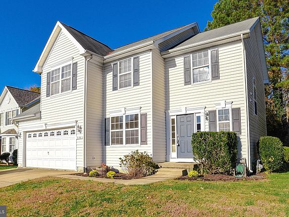 2nd image of 21463 Cameron Ct