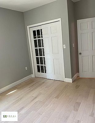 4th image of 2124 Schenectady Ave #2