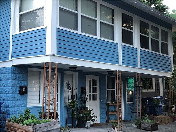 4th image of 1059 5th St N