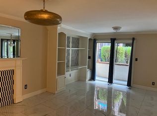 5011 Walnut St APT B, Kansas City, MO 64112