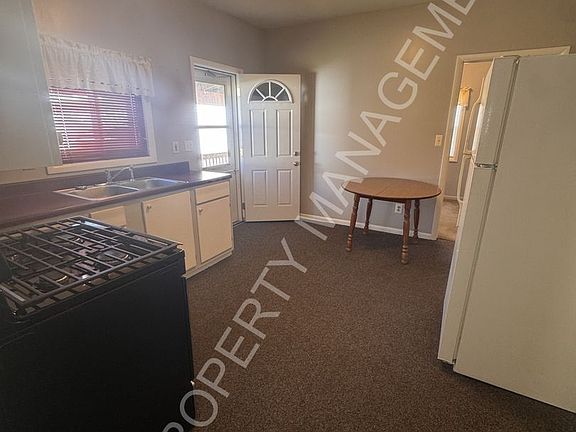 2nd image of 403 Polk St