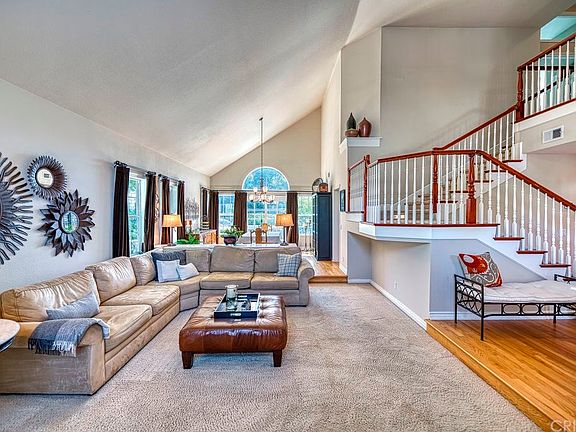 4th image of 26351 Emerald Dove Dr