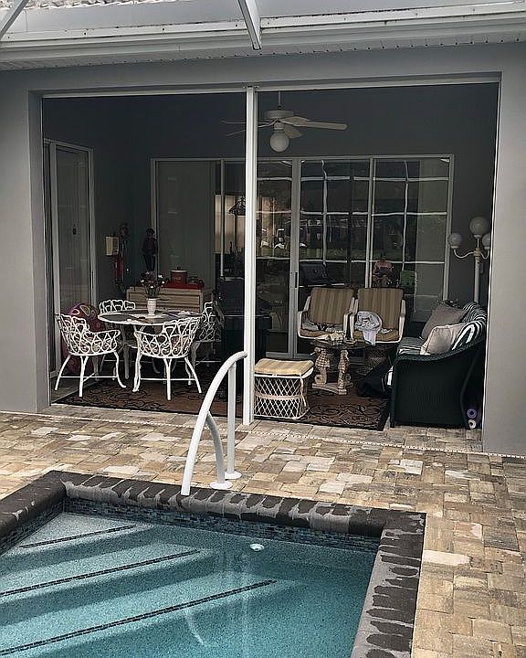 1st image of 208 Vestavia Dr