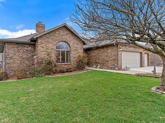 3rd image of 5112 S Hampton Avenue