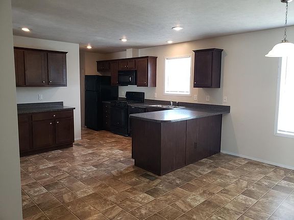2nd image of 1133 Chateau Blvd #215