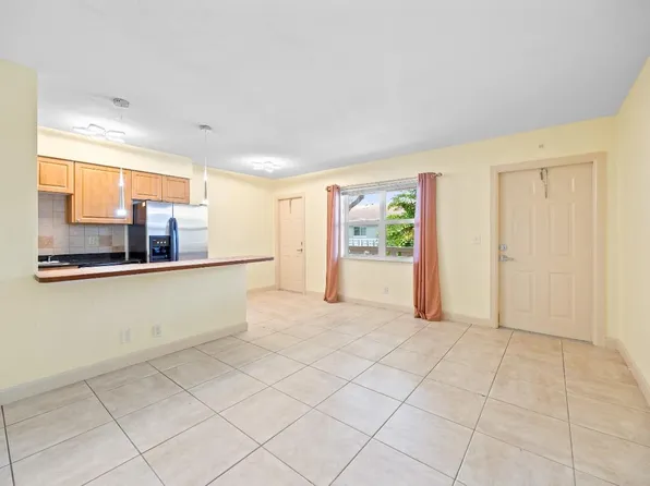 2607 NE 8th Avenue #24, Wilton Manors, FL 33334