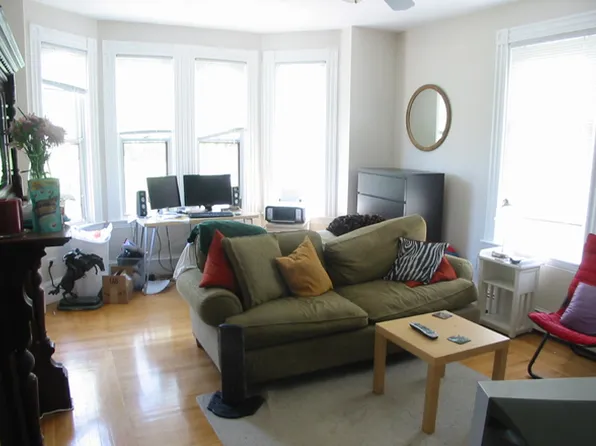 117 Prospect St, Somerville, MA 02143