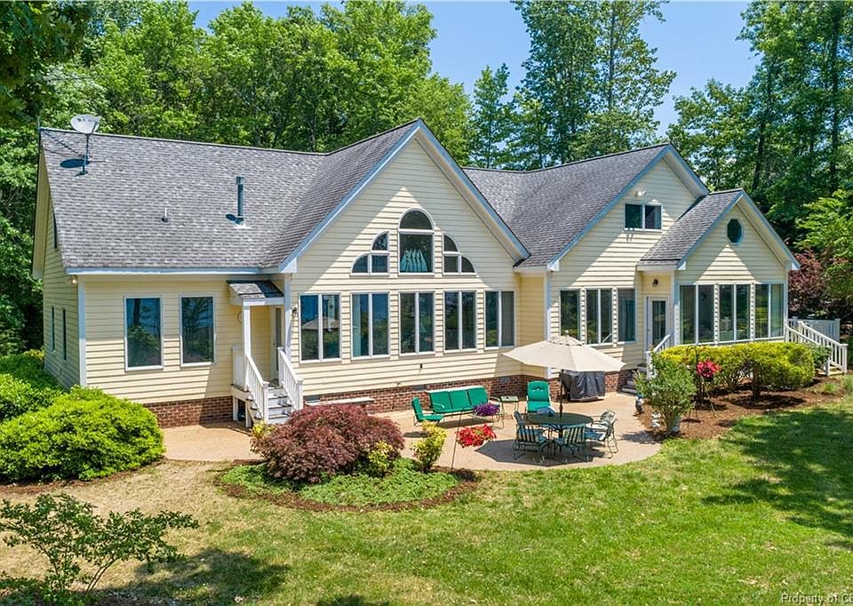 253 Schooner Point Dr, Hartfield, VA 23071 Zillow