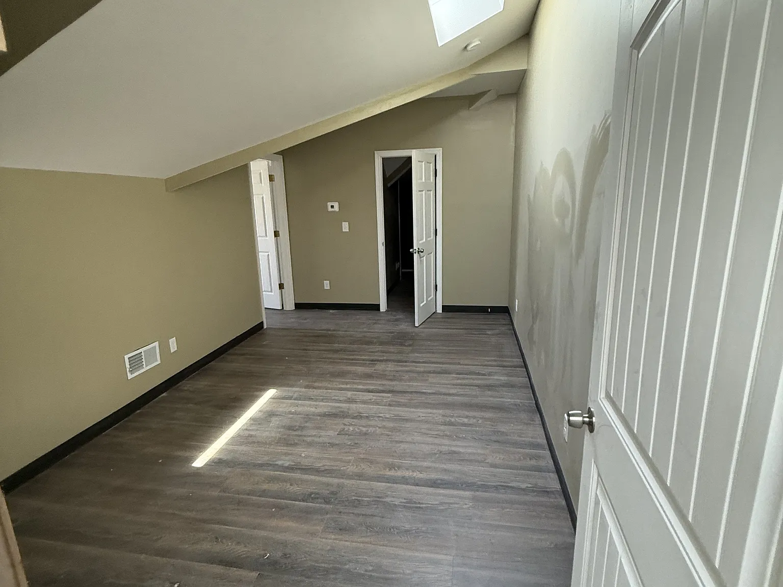 27 S Tuxedo - 9 — Photo 3