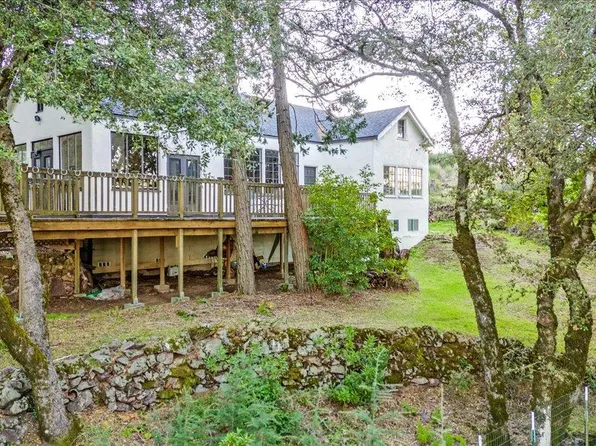 15880 Soda Springs Rd, Los Gatos, CA 95033