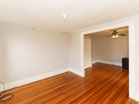 2nd image of 6 Larch Ave #3