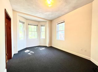 158 Broadway, Chelsea, MA 02150