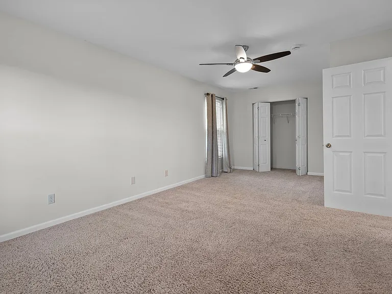 3258 Nolen Ln — Photo 2