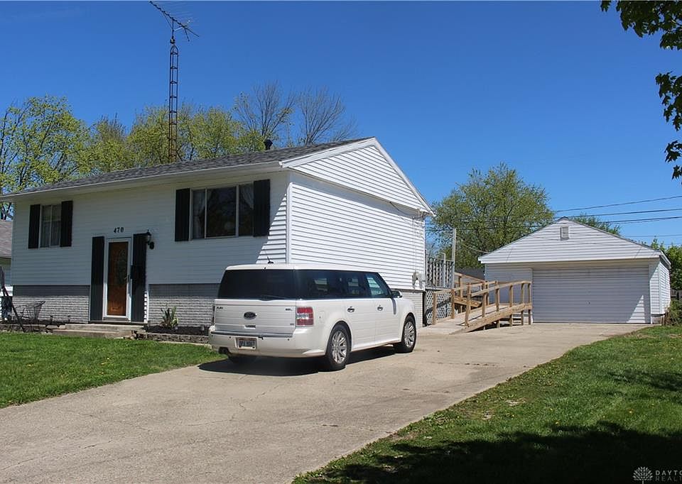 1st image of 470 Caldwell Cir