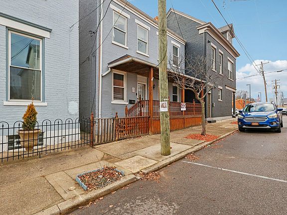 2nd image of 804 Ann St