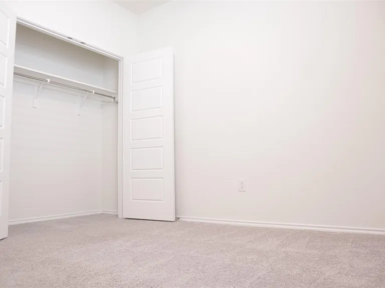 8111 Marigny Way — Photo 10