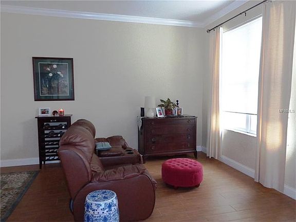 3rd image of 1051 Gould Pl