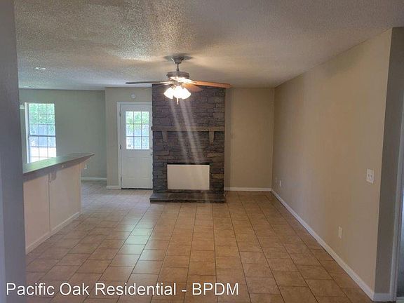 3rd image of 257 Lee Road 500