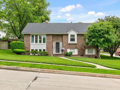 1236 20th St, West Des Moines, IA, 50265